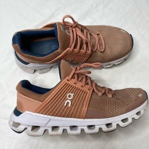 ON Cloud Women running shoes